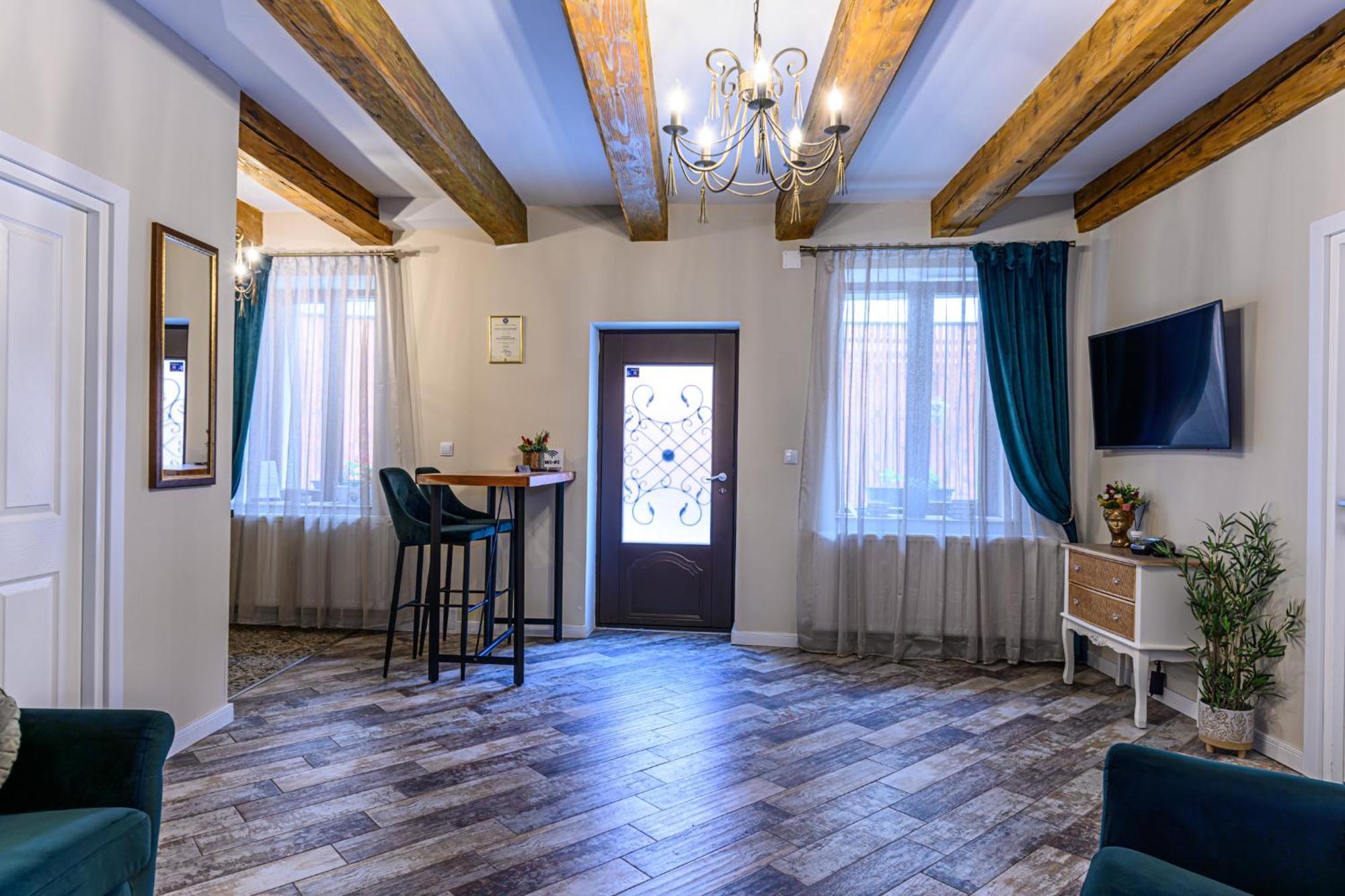 Dallure House Boutique Brasov Luaran gambar